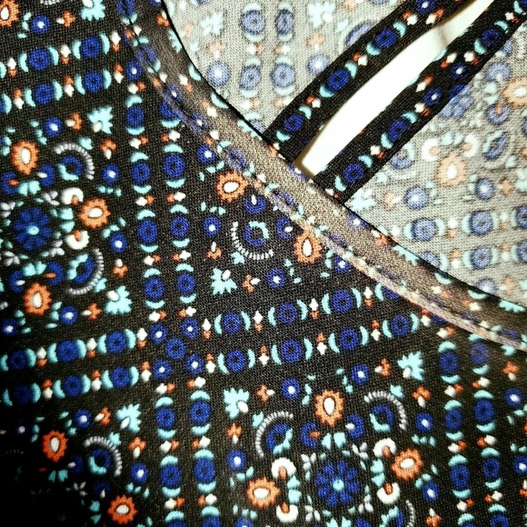 Rue 21 Floral Lace Halter tank - Picture 3 of 3